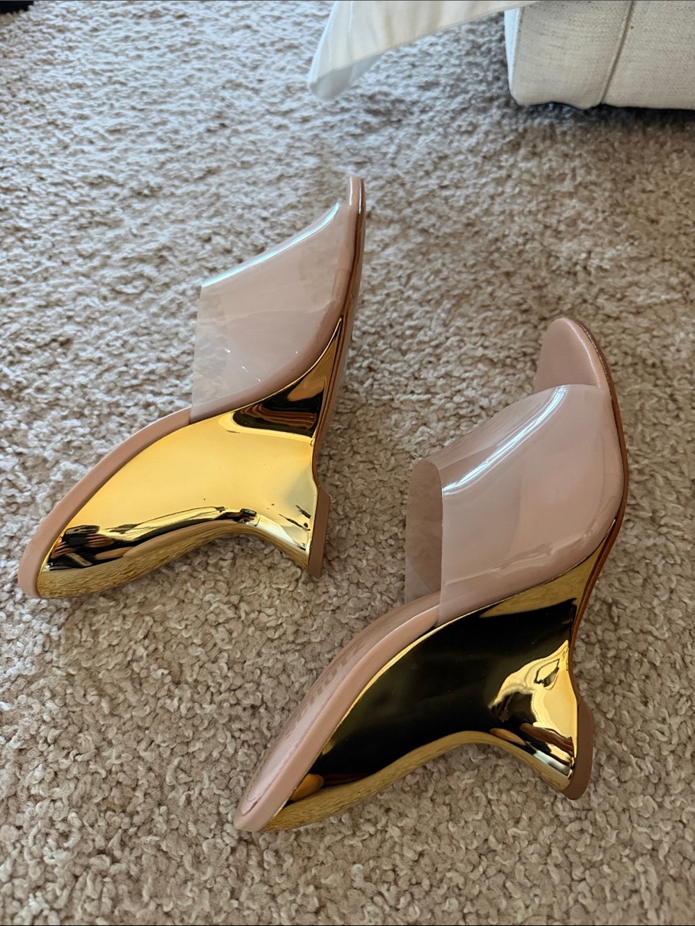 SCHUTZ Blush Pink Clear Band Mules with Gold Sculpted Heel - Picture 4 of 6